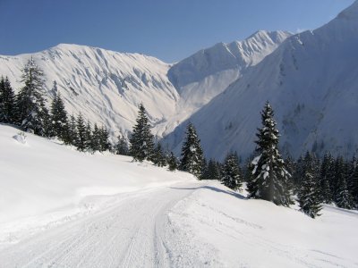 Rodelbahn Neuhornbach Haus 01.jpg