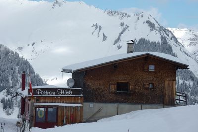 Gasthaus Partomhuesli 2014.JPG