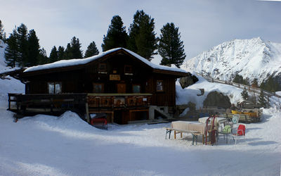 Gasthaus Nisslalm 20100318.JPG