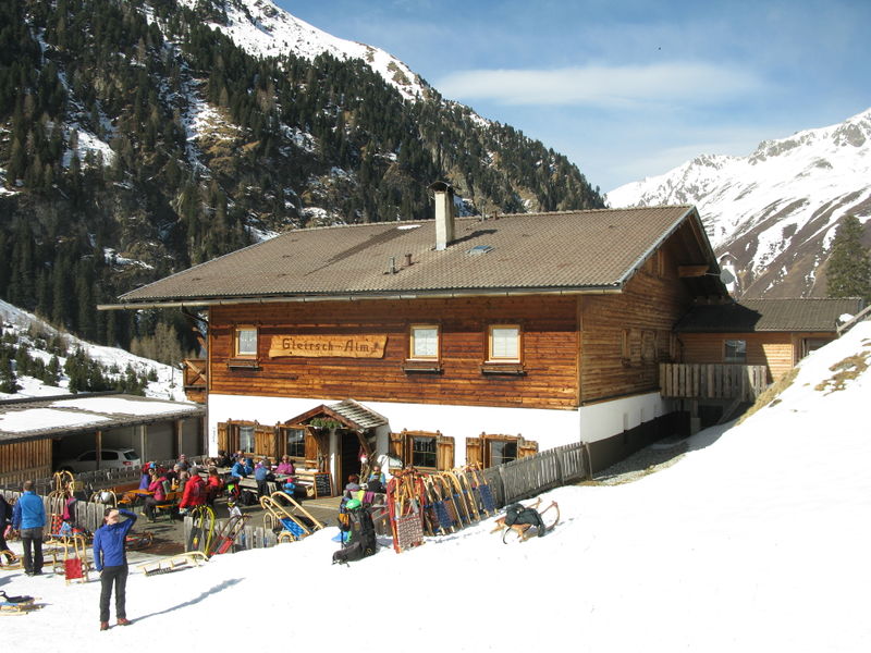 Datei:Rodelbahn Gleirschalm 2016-02-27 Gleirschalm.jpg