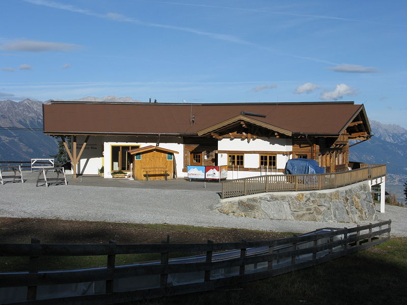 Datei:Gasthaus Mutterer Alm 2008-11-09.jpg