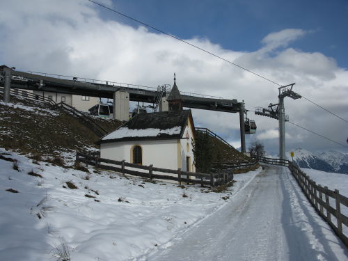 wobei man mit etwas Schwung noch ein Stück Richtung Mittelstation/Nockhof fahren kann.